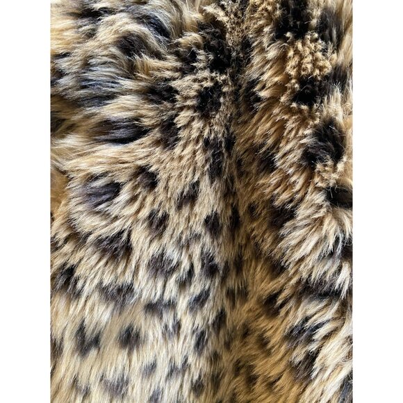 Lord & Taylor Cheetah Fur Vest Size L/XL - Picture 6 of 8